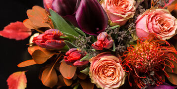 Colorful,Fall,Bouquet,On,Black,Background.,Autumn,Composition,Of,Roses,